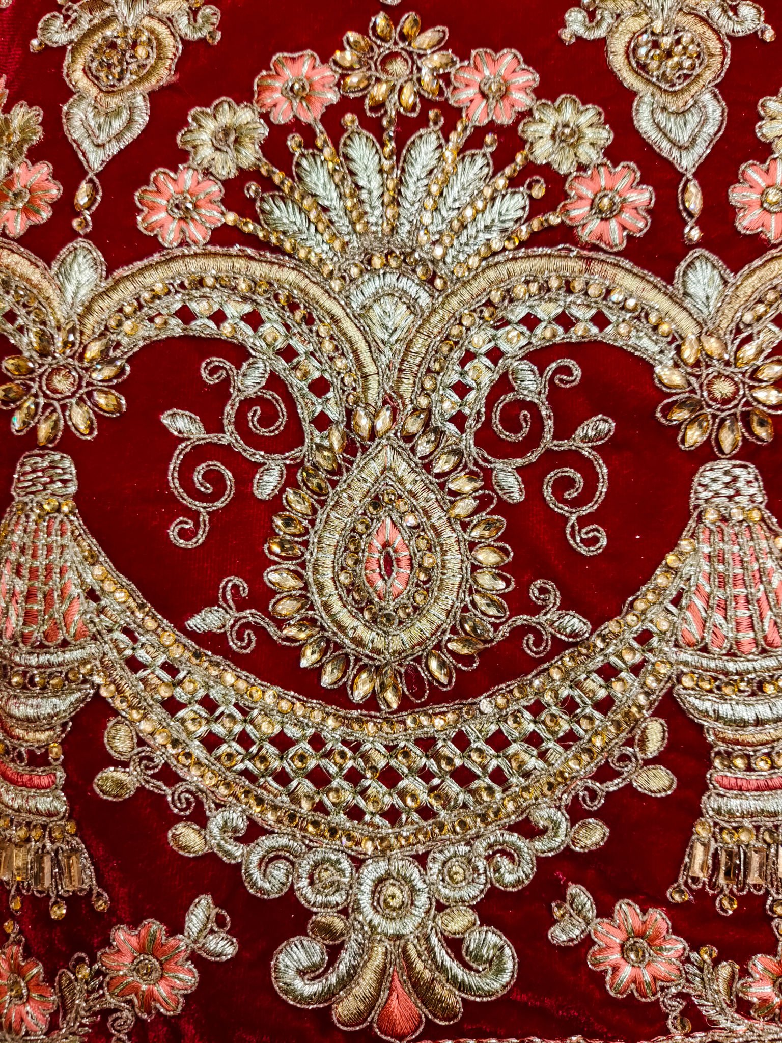 Zardozi Embroidery – Royal Indian Gold Thread Handicraft